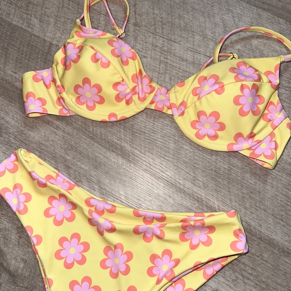 Aurelle Bikini Set